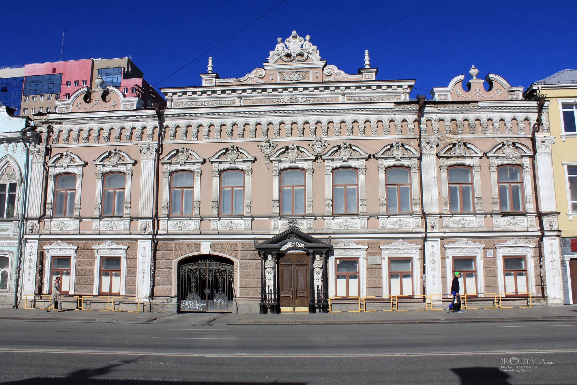 Дом купцов Яковлевых – А.Е. Борчанинова, 8 Марта 18, Екатеринбург (Ekaterinburg)